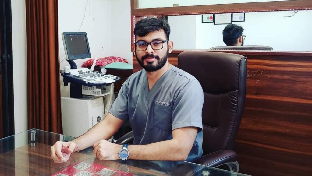 Dr. Akshesh Modi